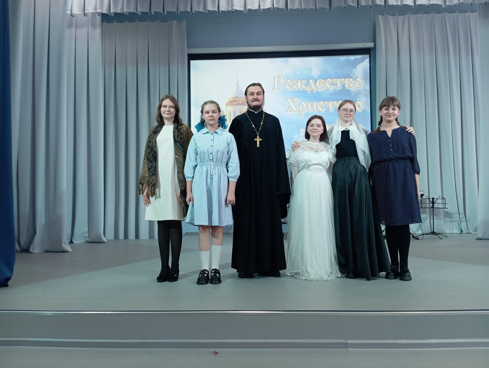 Рождество Христово славим.