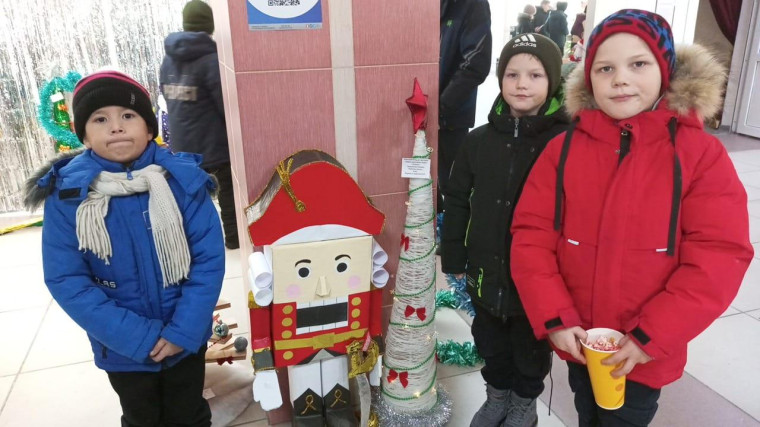 МБОУ "Новополтавская СОШ им. Н.В. Курченко".