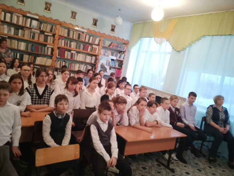 Месячник военно-патриотической работы в школе.